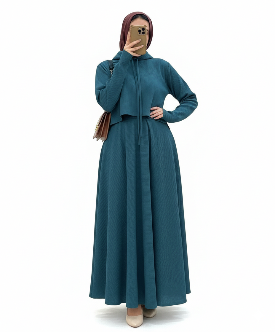 ensemble jupe élégante à capuche