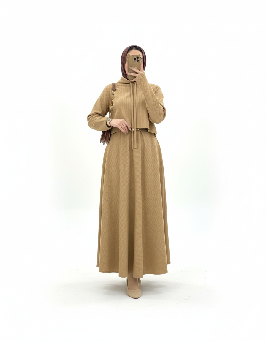 ensemble jupe élégante à capuche